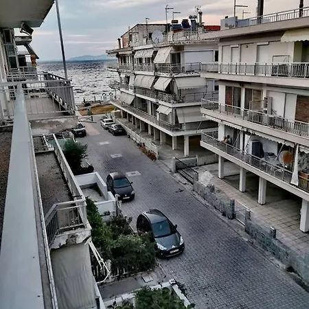 With 3 Just 1 Min From The And Free Public Parking Appartamento